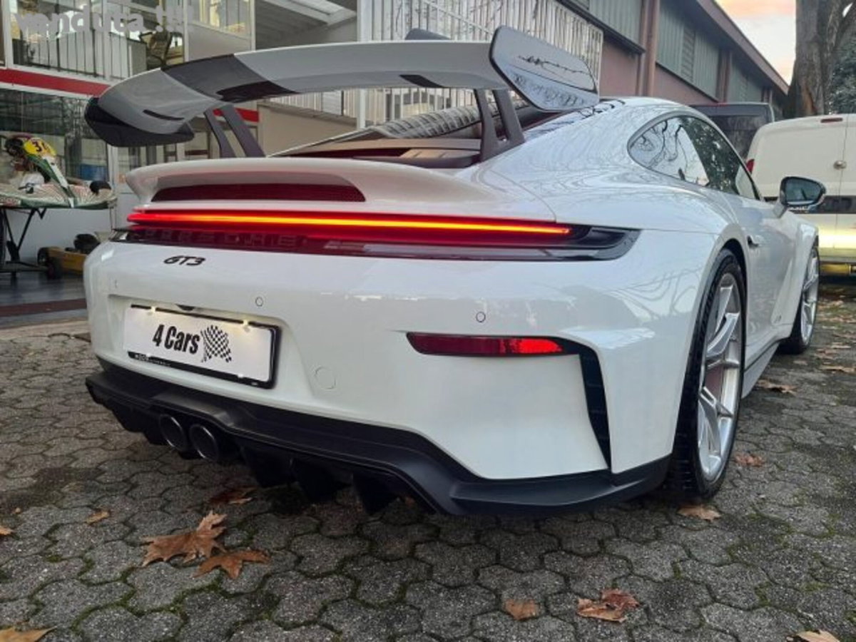Porsche 911 Coupé 4.0 GT3 (16)