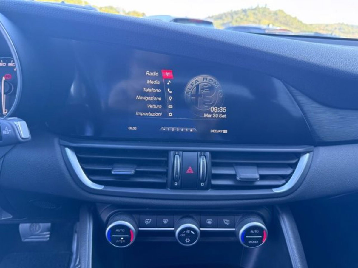 Alfa Romeo Giulia 2.2 Turbodiesel 150 CV AT8 Super (14)