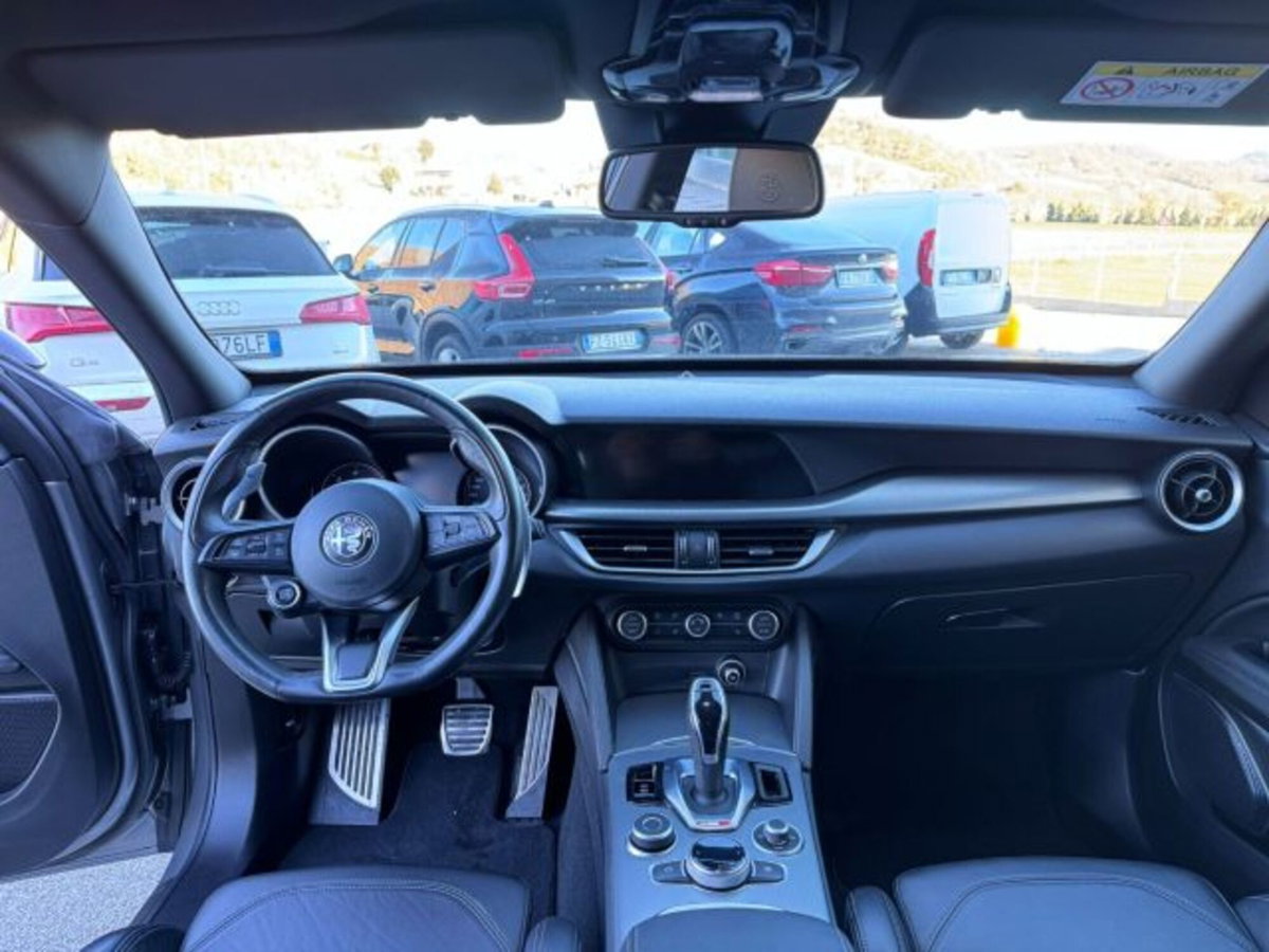 Alfa Romeo Stelvio Stelvio 2.2 Turbodiesel 210 CV AT8 Q4 Veloce (10)