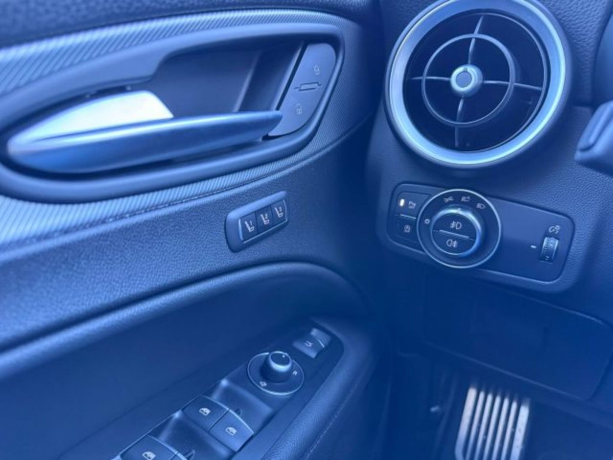 Alfa Romeo Stelvio Stelvio 2.2 Turbodiesel 210 CV AT8 Q4 Veloce (13)