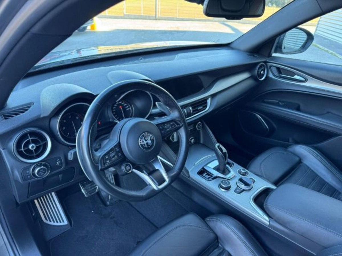 Alfa Romeo Stelvio Stelvio 2.2 Turbodiesel 210 CV AT8 Q4 Veloce (15)