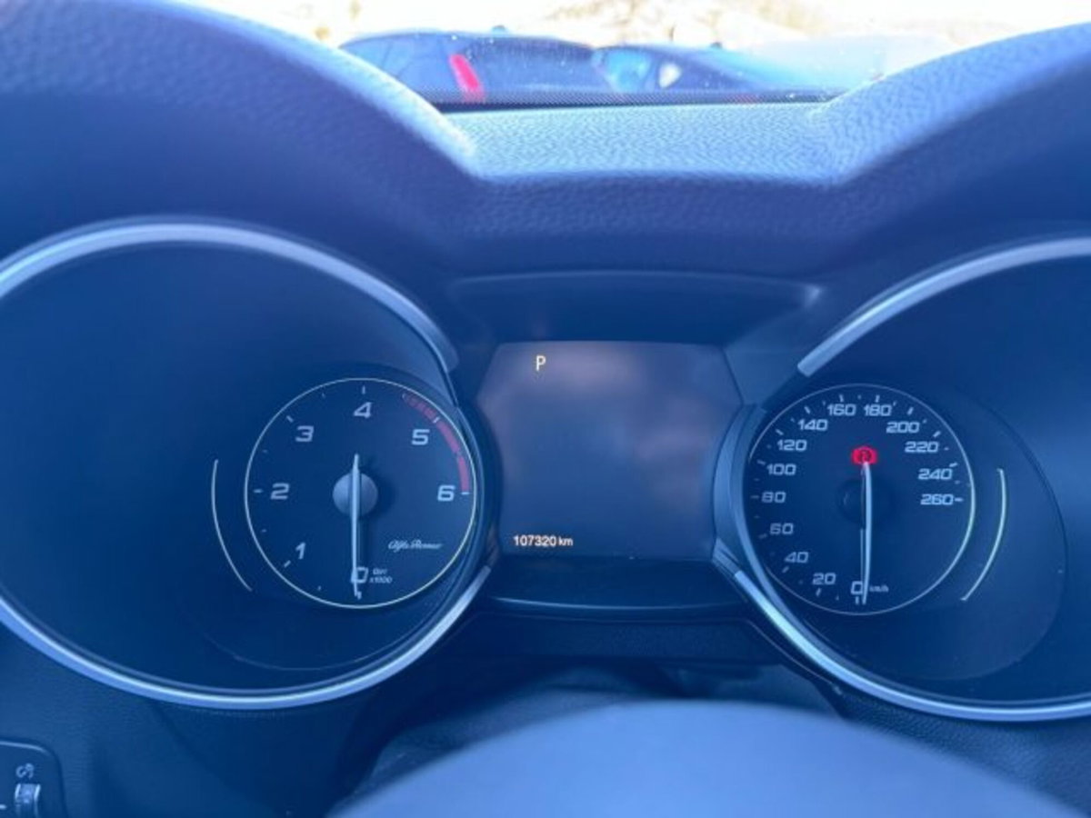 Alfa Romeo Stelvio Stelvio 2.2 Turbodiesel 210 CV AT8 Q4 Veloce (18)