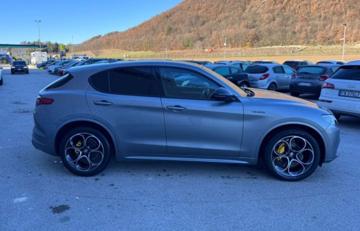 Alfa Romeo Stelvio Stelvio 2.2 Turbodiesel 210 CV AT8 Q4 Veloce (4)