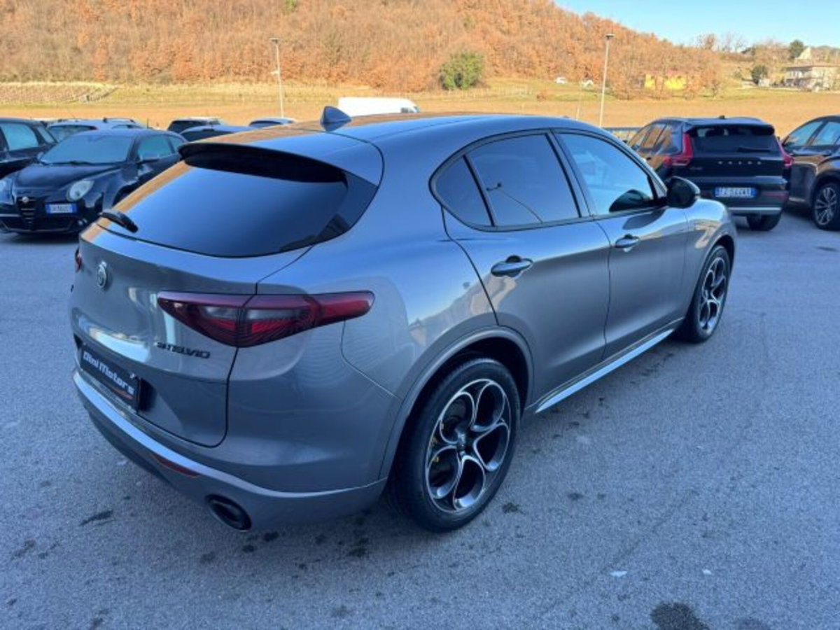 Alfa Romeo Stelvio Stelvio 2.2 Turbodiesel 210 CV AT8 Q4 Veloce (5)