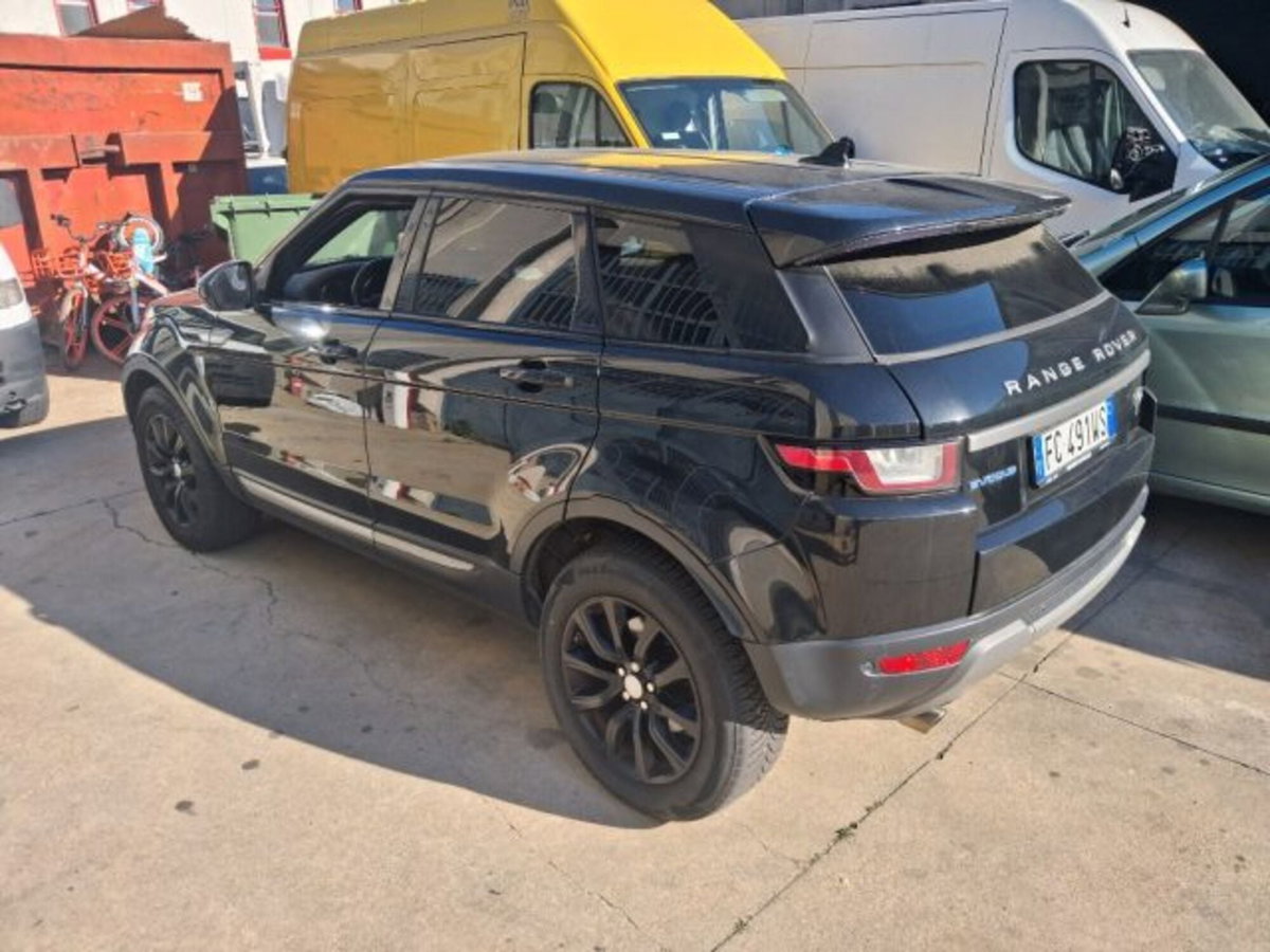Land Rover Range Rover Evoque 2.0 TD4 150 CV 5p. Pure (2)