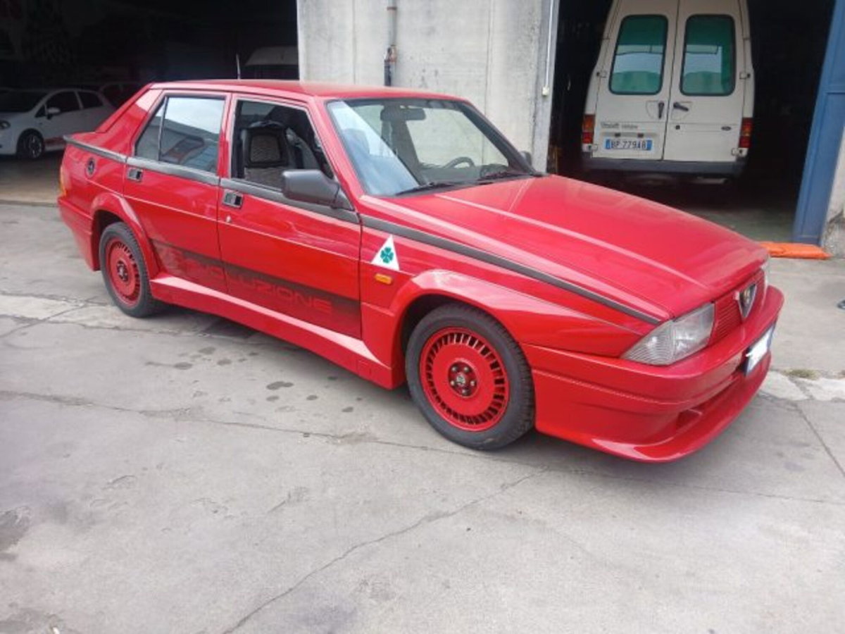 Alfa Romeo 75 1.8i turbo Evoluzione (4)