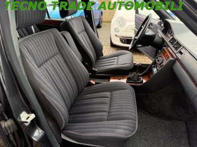 Mercedes-Benz 200 200 E (5)