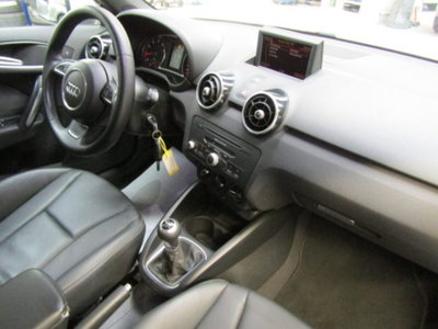 Audi A1 1.2 TFSI Ambition (14)
