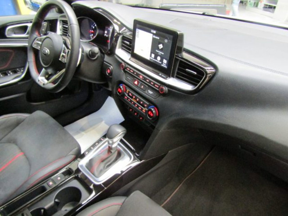 Kia Ceed 1.6 t-gdi GT 204cv dct (16)