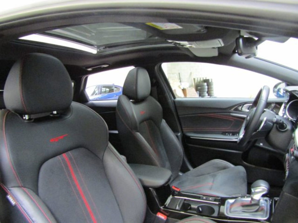 Kia Ceed 1.6 t-gdi GT 204cv dct (18)