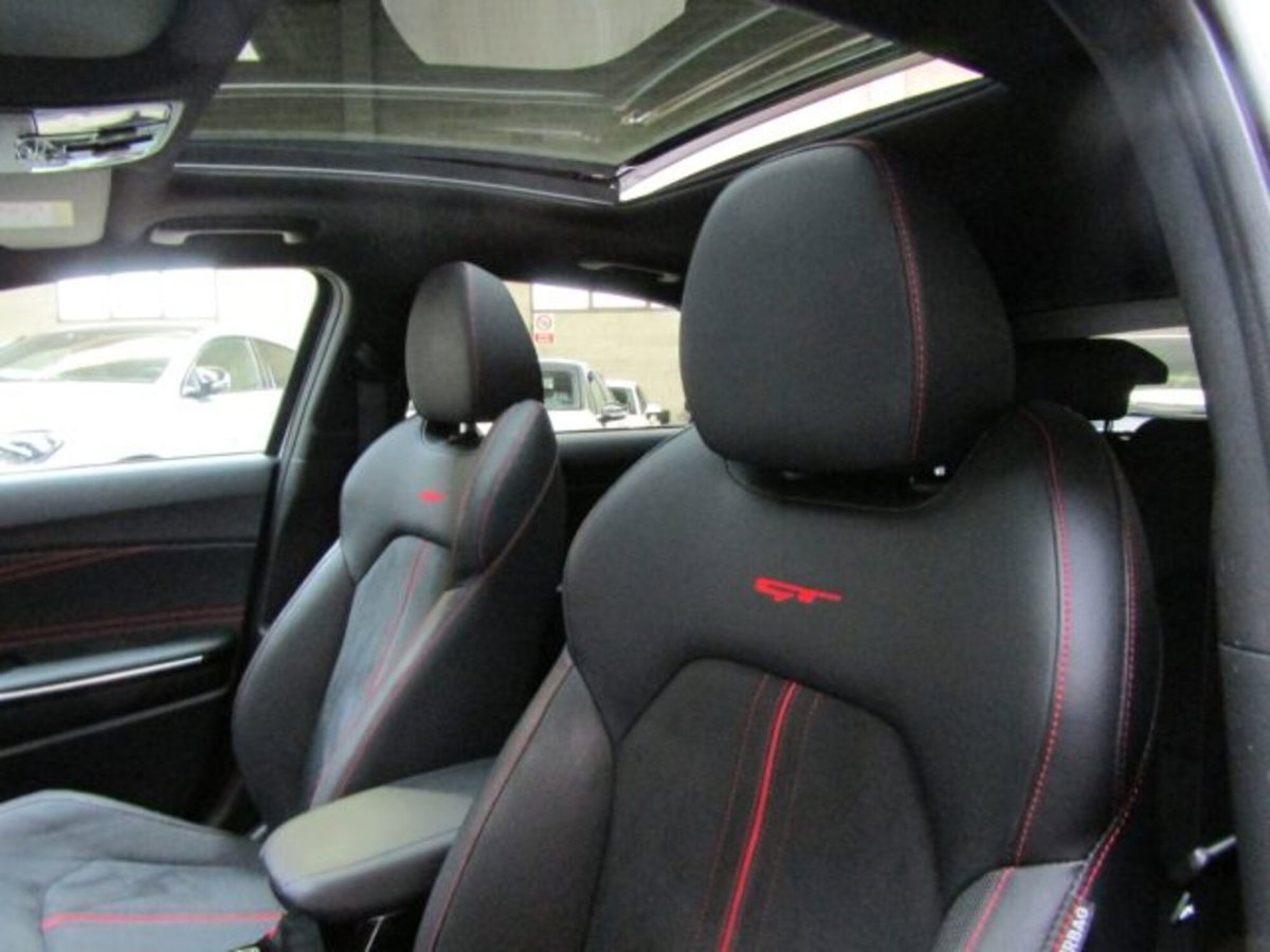 Kia Ceed 1.6 t-gdi GT 204cv dct (19)