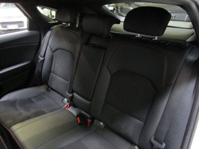 Kia ProCeed 1.6 T-GDI DCT GT (12)