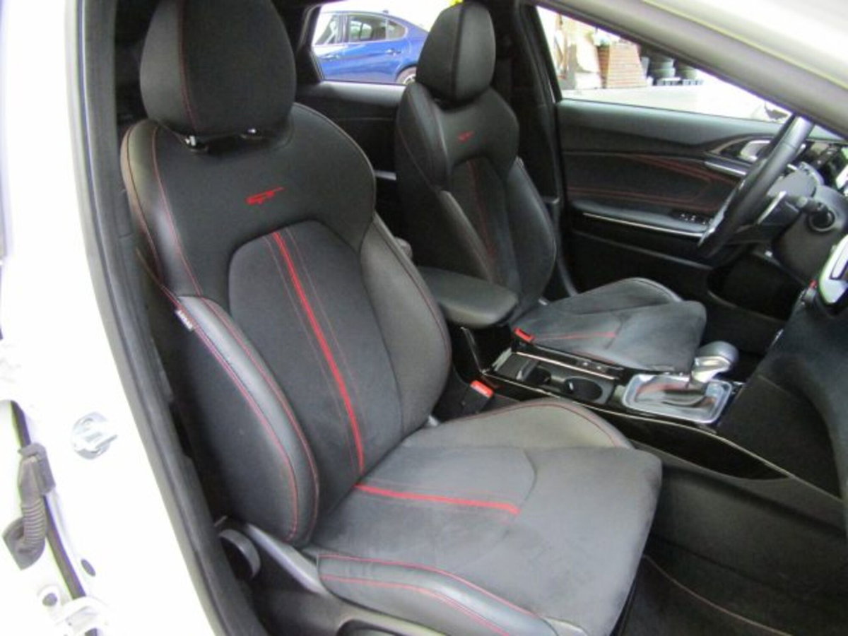 Kia ProCeed 1.6 T-GDI DCT GT (17)