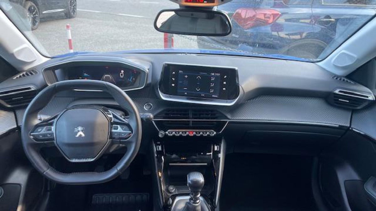 Peugeot 208 1.2 puretech Active s&s 100cv (11)