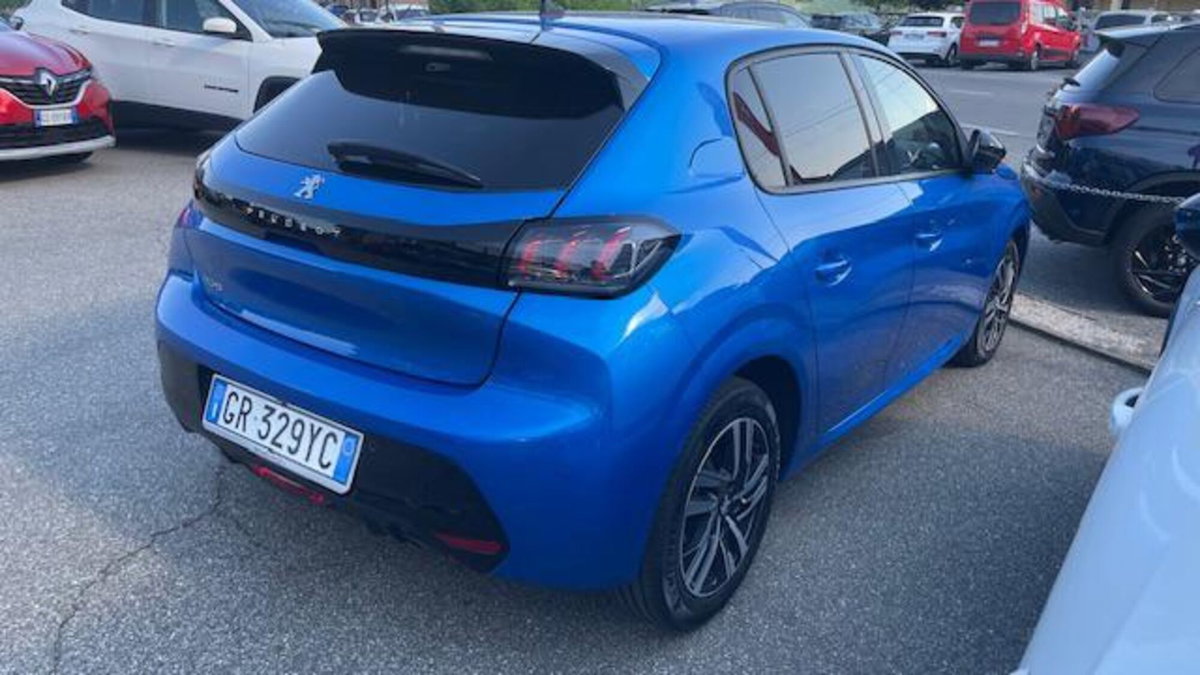 Peugeot 208 1.2 puretech Active s&s 100cv (12)