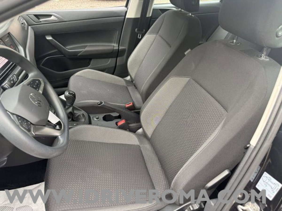 Volkswagen Polo 1.0 Edition 80cv (10)