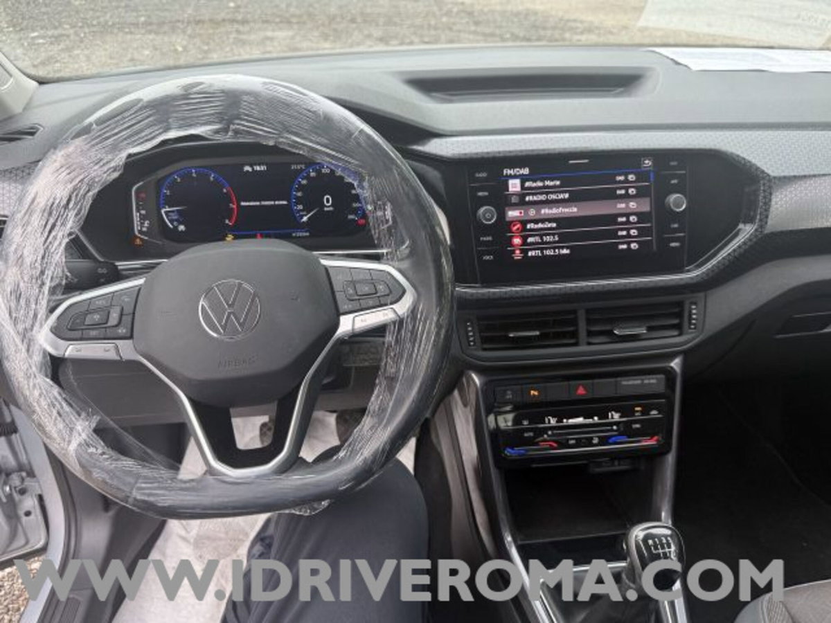 Volkswagen T-Cross 1.0 TSI 110 CV DSG Advanced (16)