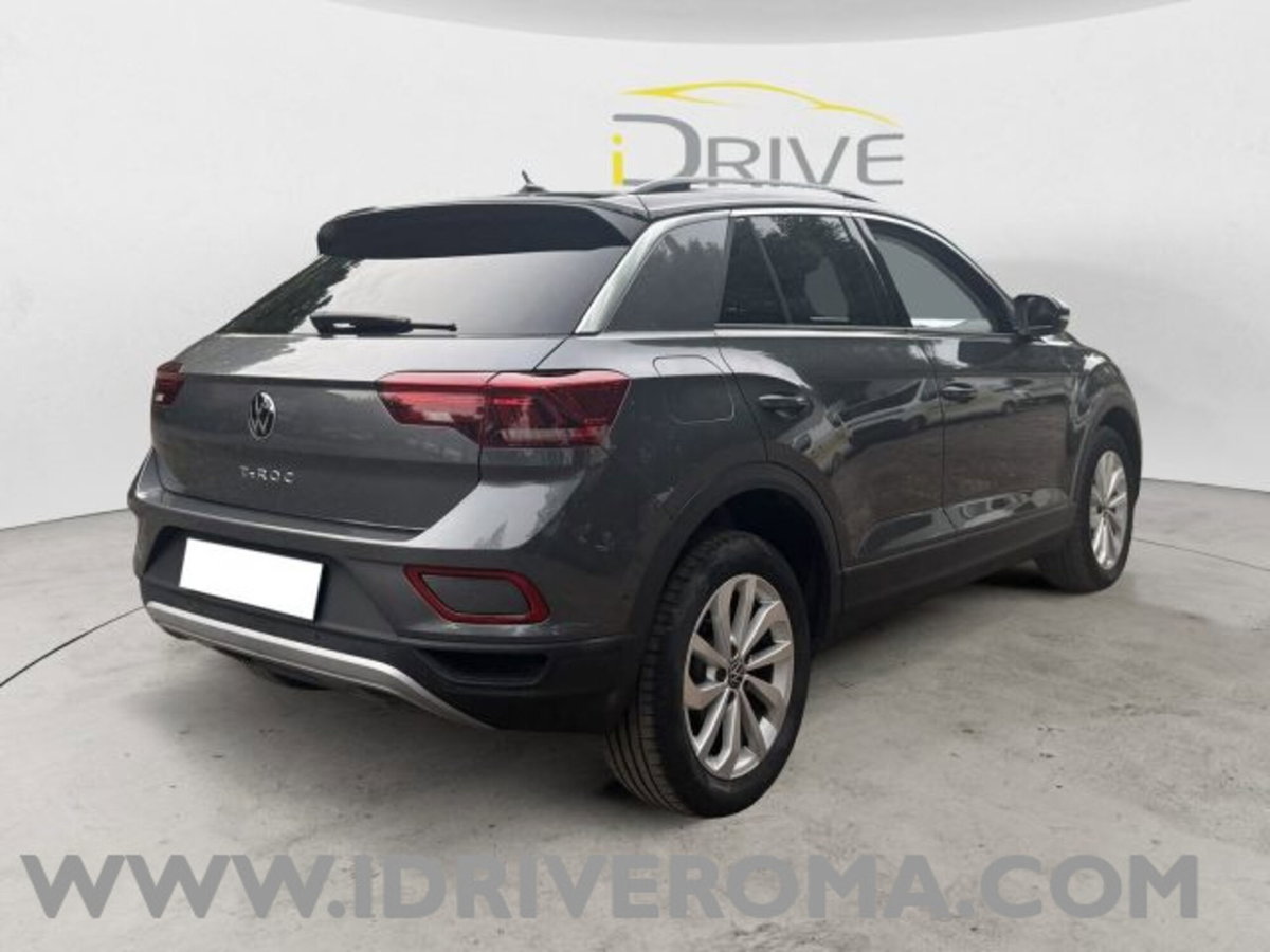 Volkswagen T-Roc 1.0 tsi Edition 110cv (5)