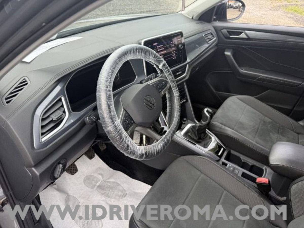 Volkswagen T-Roc 1.0 TSI Style (10)