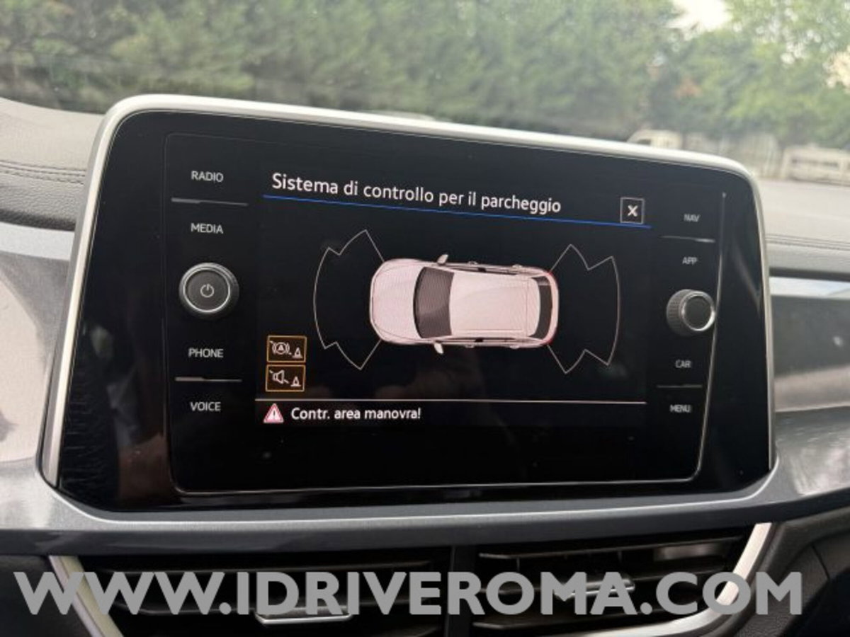 Volkswagen T-Roc 1.0 TSI Style (17)