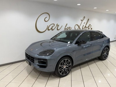 Porsche Cayenne Coupé 3.0 e-hybrid Black Edition tiptronic usata