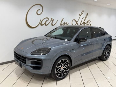 Porsche Cayenne Coupé 3.0 e-hybrid Black Edition tiptronic (2)