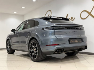 Porsche Cayenne Coupé 3.0 e-hybrid Black Edition tiptronic (6)