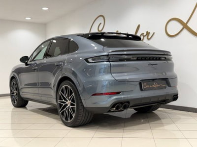 Porsche Cayenne Coupé 3.0 e-hybrid Black Edition tiptronic (7)