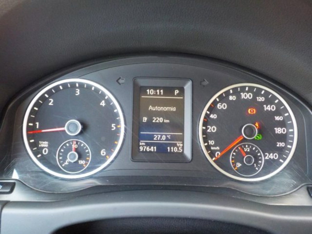 Volkswagen Tiguan 2.0 TDI 170 CV DPF 4MOTION Sport & Style (18)