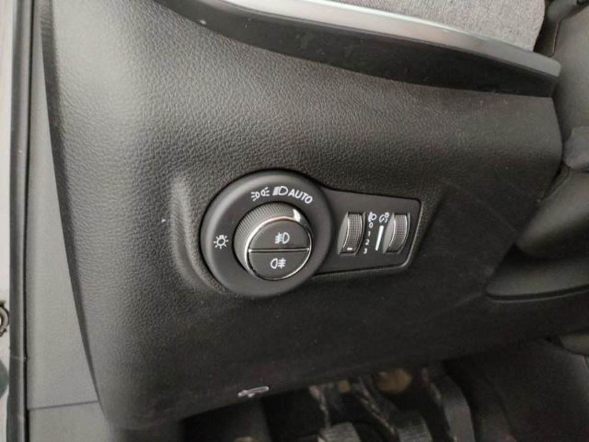 Jeep Compass 1.6 Multijet II 2WD Longitude (6)