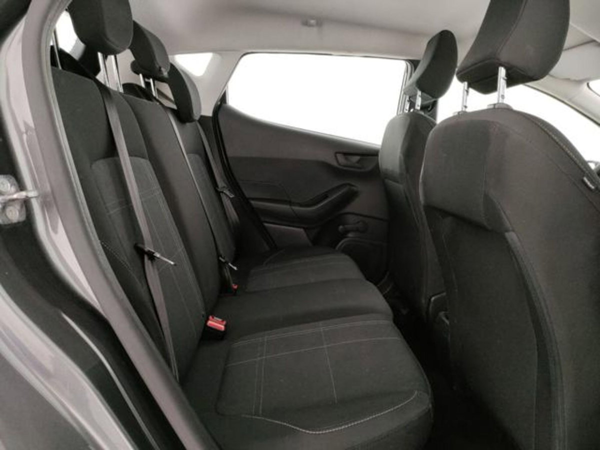 Ford Fiesta 1.1 75 CV 5 porte Titanium (20)