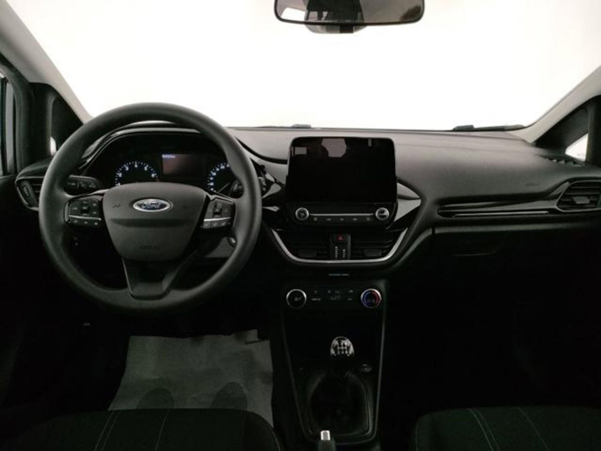 Ford Fiesta 1.1 75 CV 5 porte Titanium (8)