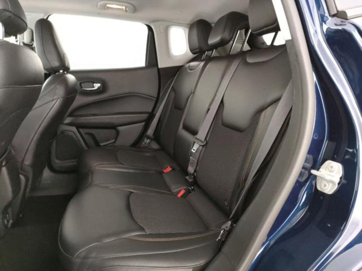 Jeep Compass 1.6 Multijet II 2WD Limited (15)