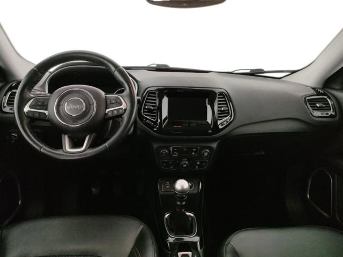 Jeep Compass 1.6 Multijet II 2WD Limited (8)