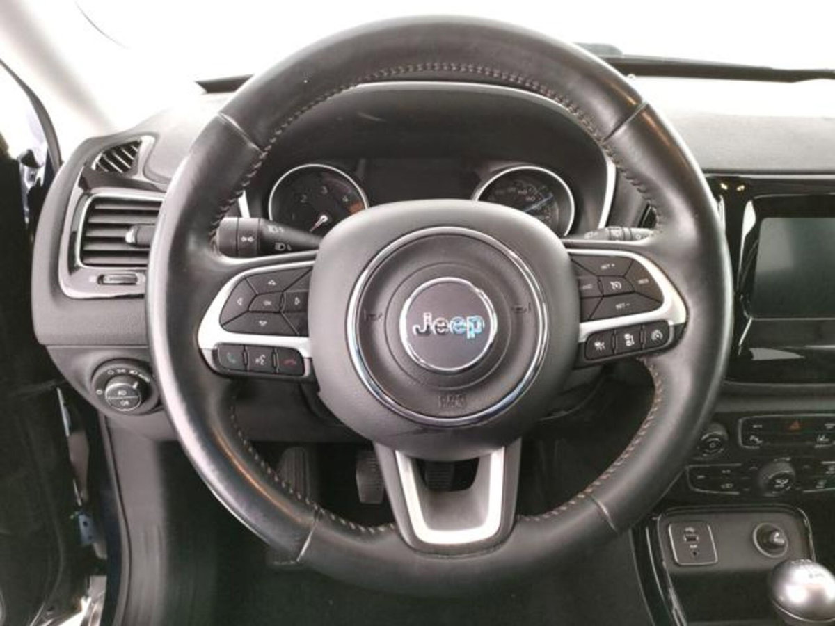Jeep Compass 1.6 Multijet II 2WD Limited (9)