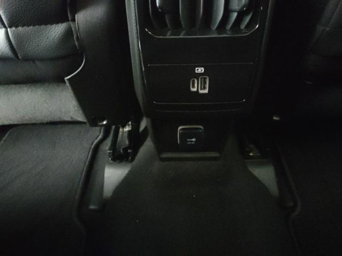 Jeep Compass 1.6 Multijet II 2WD Limited (19)