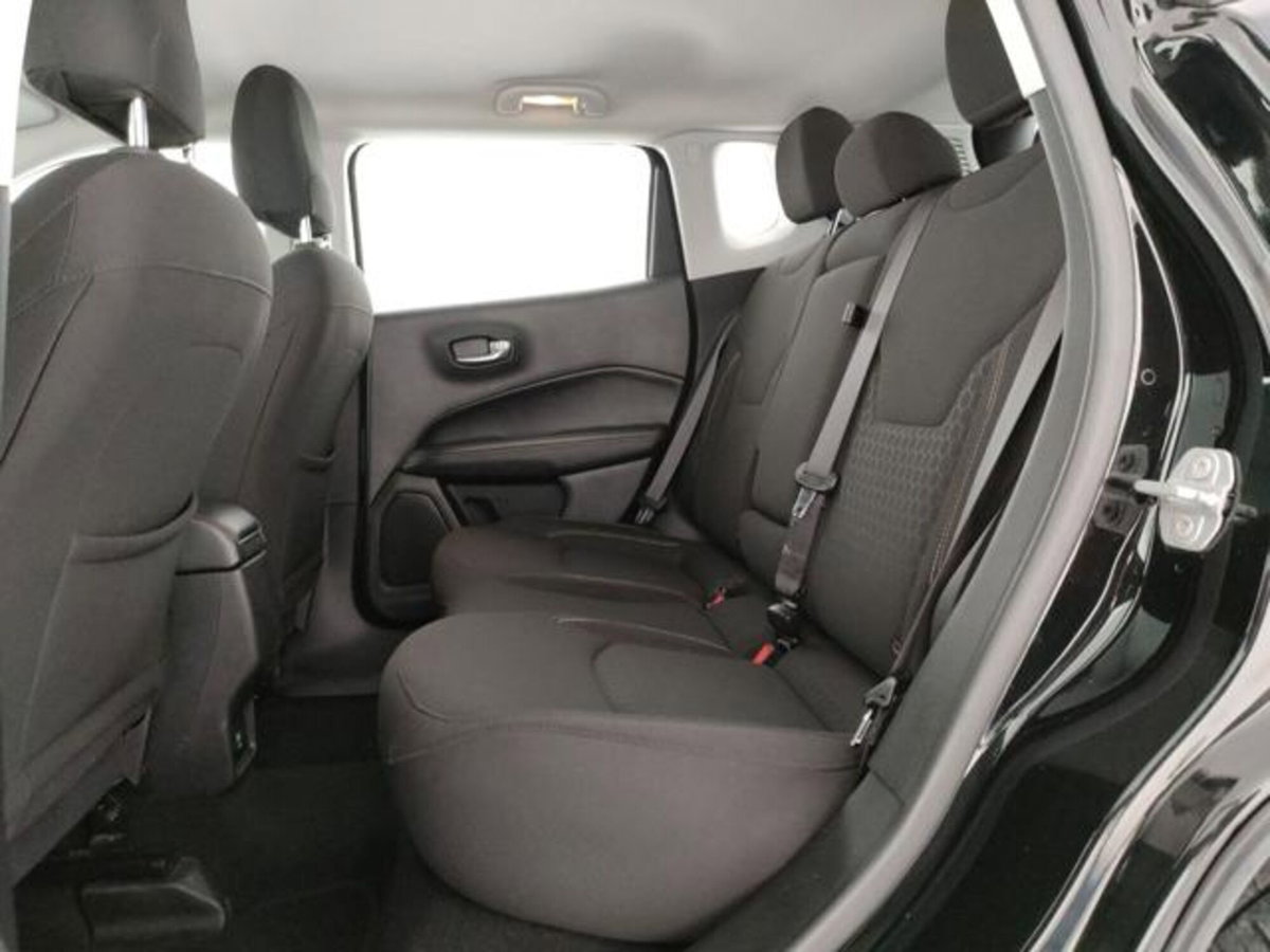 Jeep Compass 1.6 Multijet II 2WD Longitude (16)