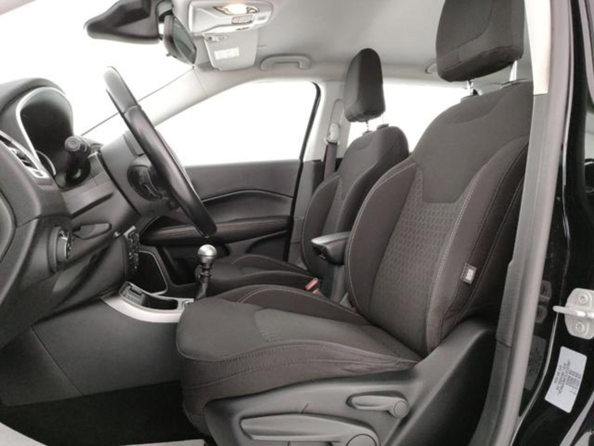 Jeep Compass 1.6 Multijet II 2WD Longitude (5)