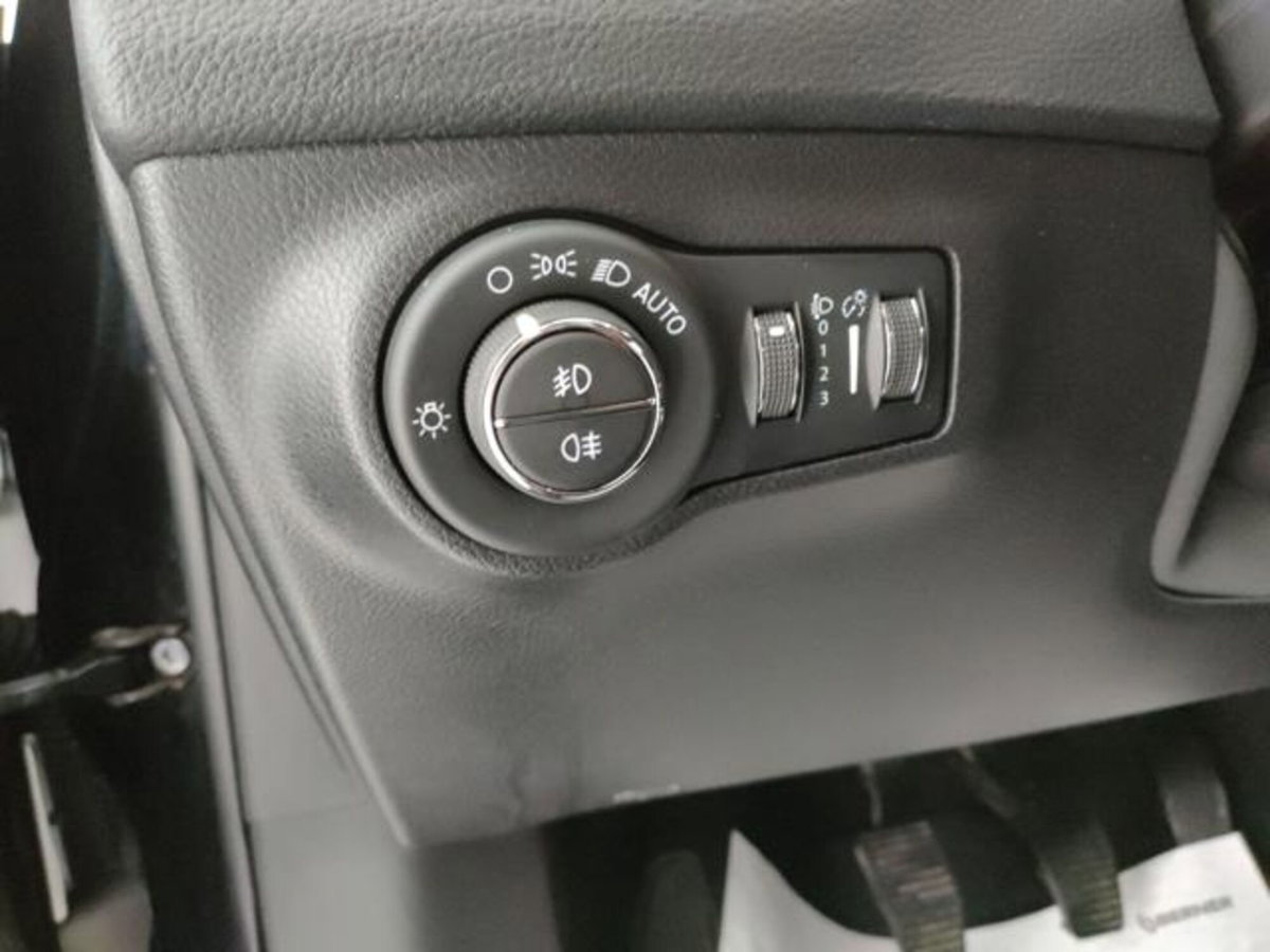 Jeep Compass 1.6 Multijet II 2WD Longitude (6)