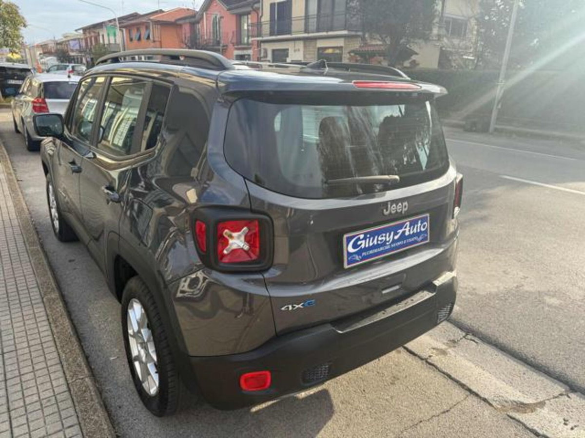 Jeep Renegade 1.3 T4 190CV PHEV 4xe AT6 Limited (4)