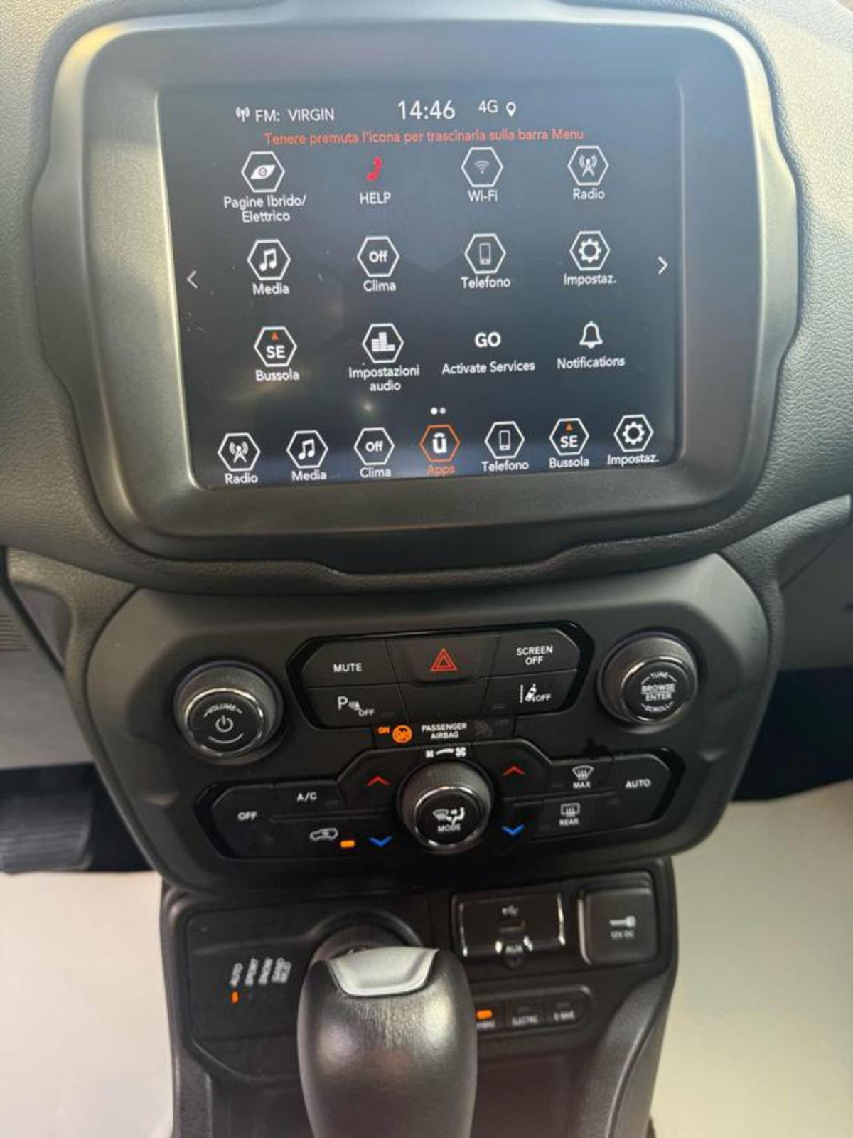 Jeep Renegade 1.3 T4 190CV PHEV 4xe AT6 Limited (9)