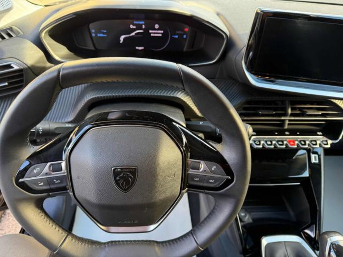 Peugeot 208 PureTech 100 Stop&Start 5 porte Allure (7)