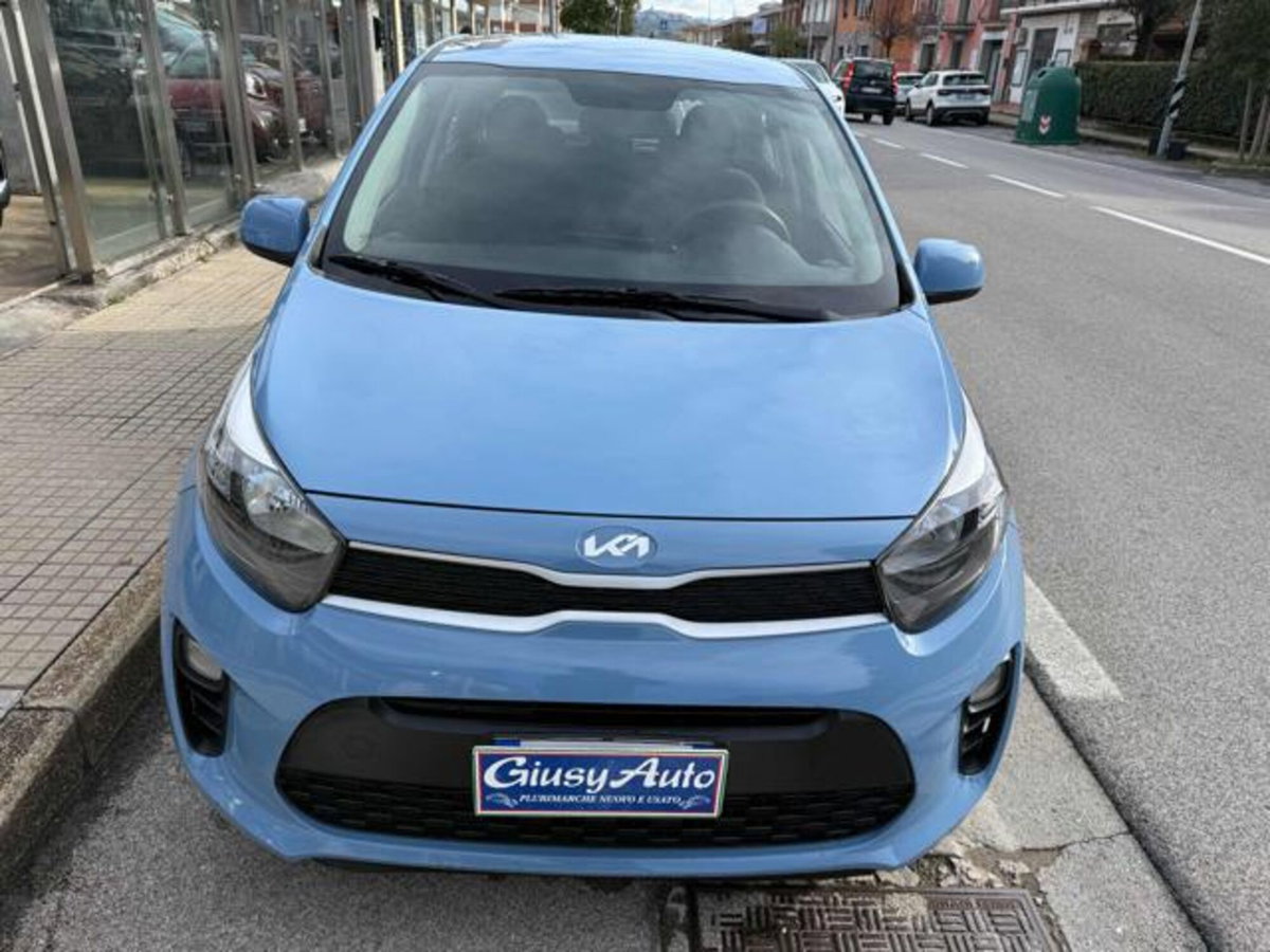 Kia Picanto 1.0 12V 5 porte AMT Urban (2)