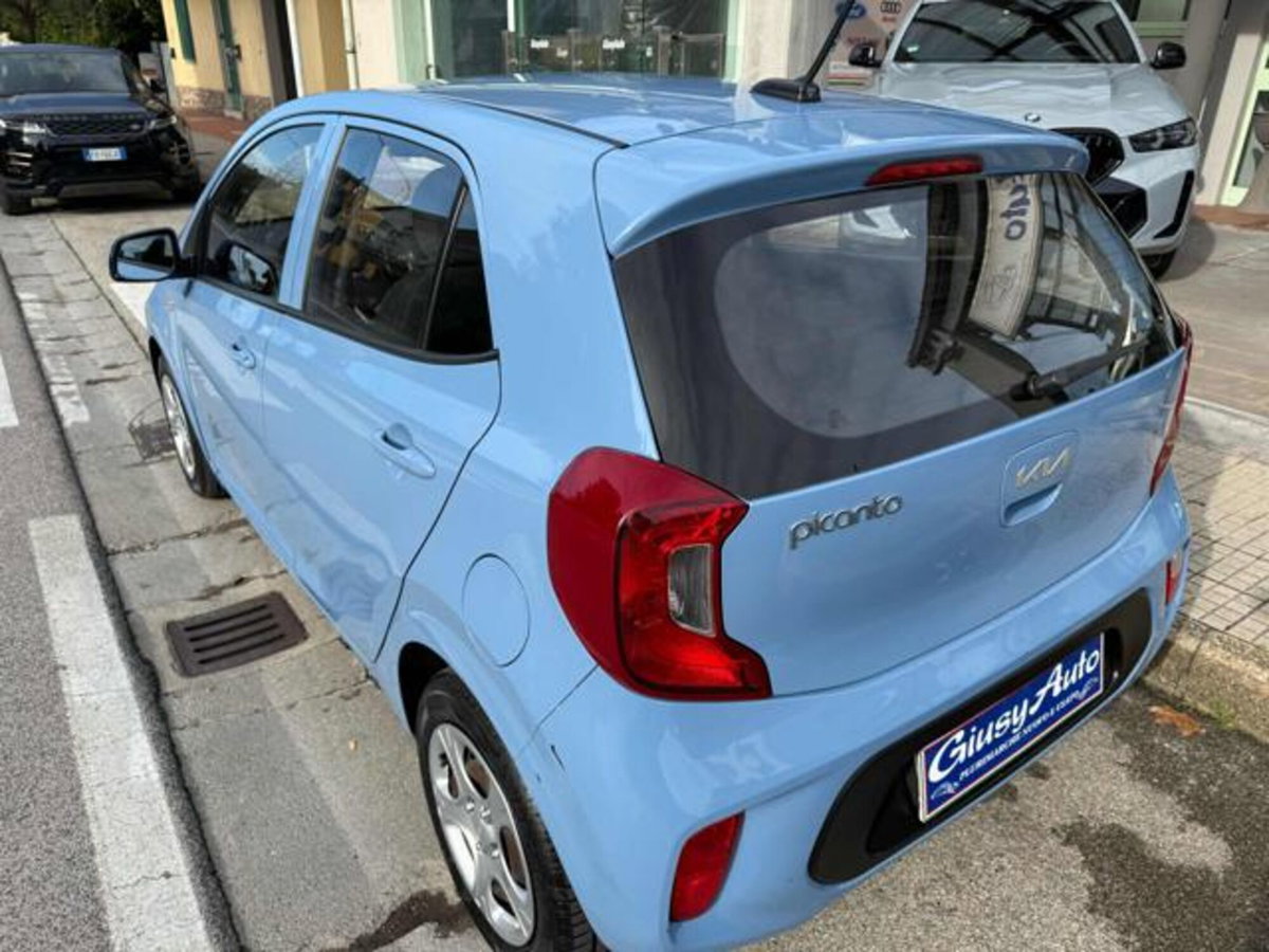 Kia Picanto 1.0 12V 5 porte AMT Urban (5)