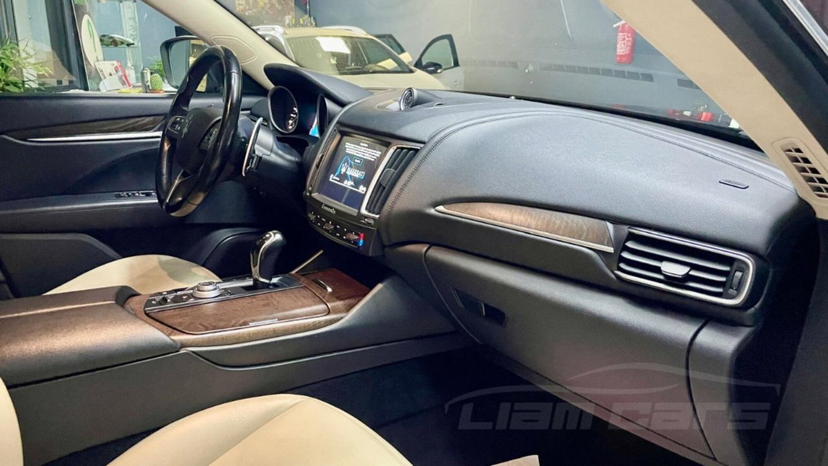 Maserati Levante Levante V6 Diesel 275 CV AWD (10)