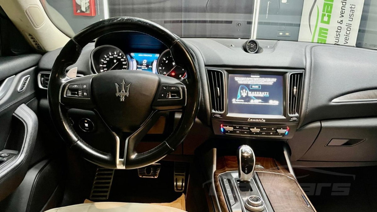 Maserati Levante Levante V6 Diesel 275 CV AWD (12)