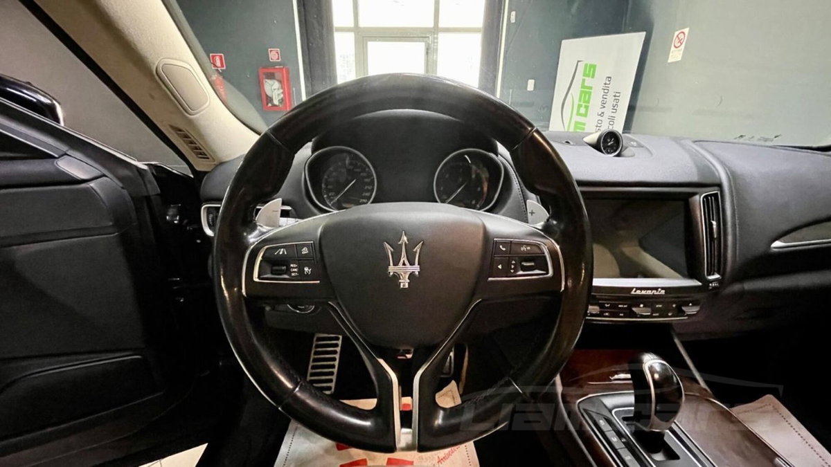 Maserati Levante Levante V6 Diesel 275 CV AWD (13)