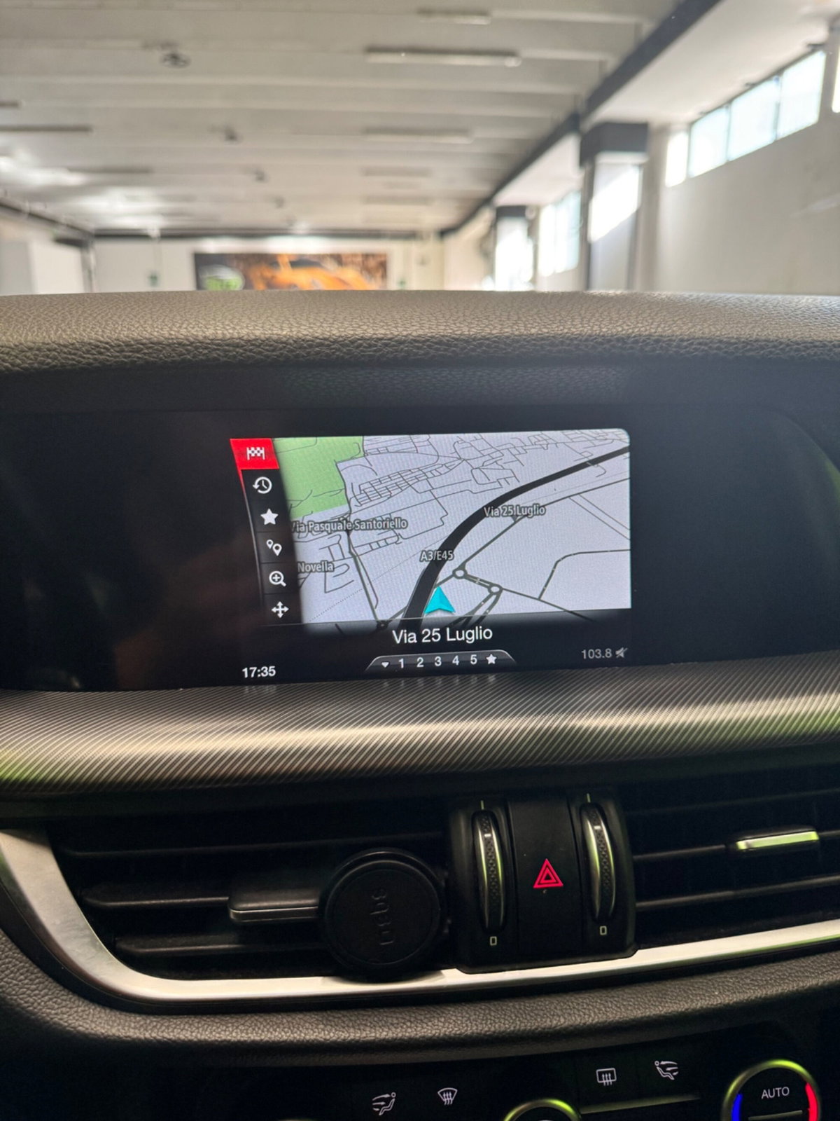 Alfa Romeo Stelvio Stelvio 2.2 Turbodiesel 180 CV AT8 RWD Executive (14)