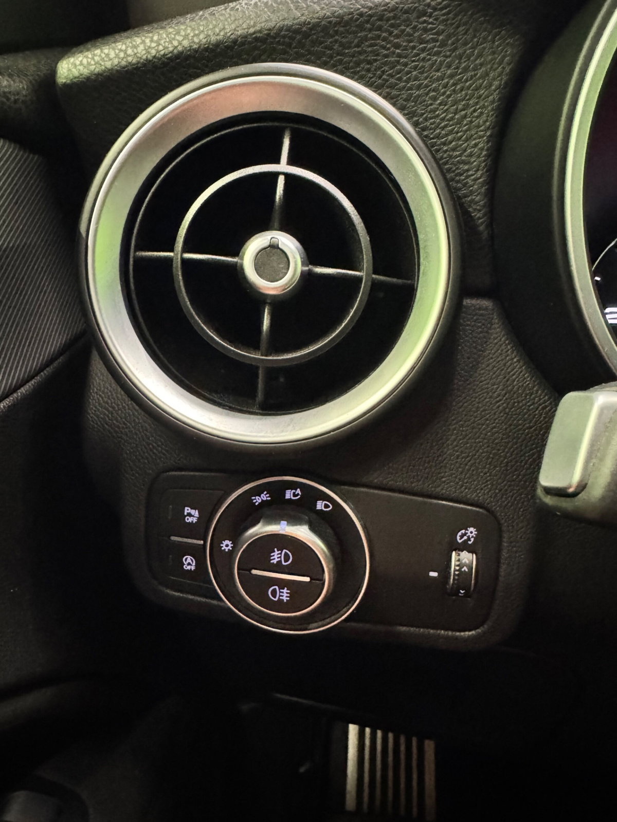 Alfa Romeo Stelvio Stelvio 2.2 Turbodiesel 180 CV AT8 RWD Executive (17)