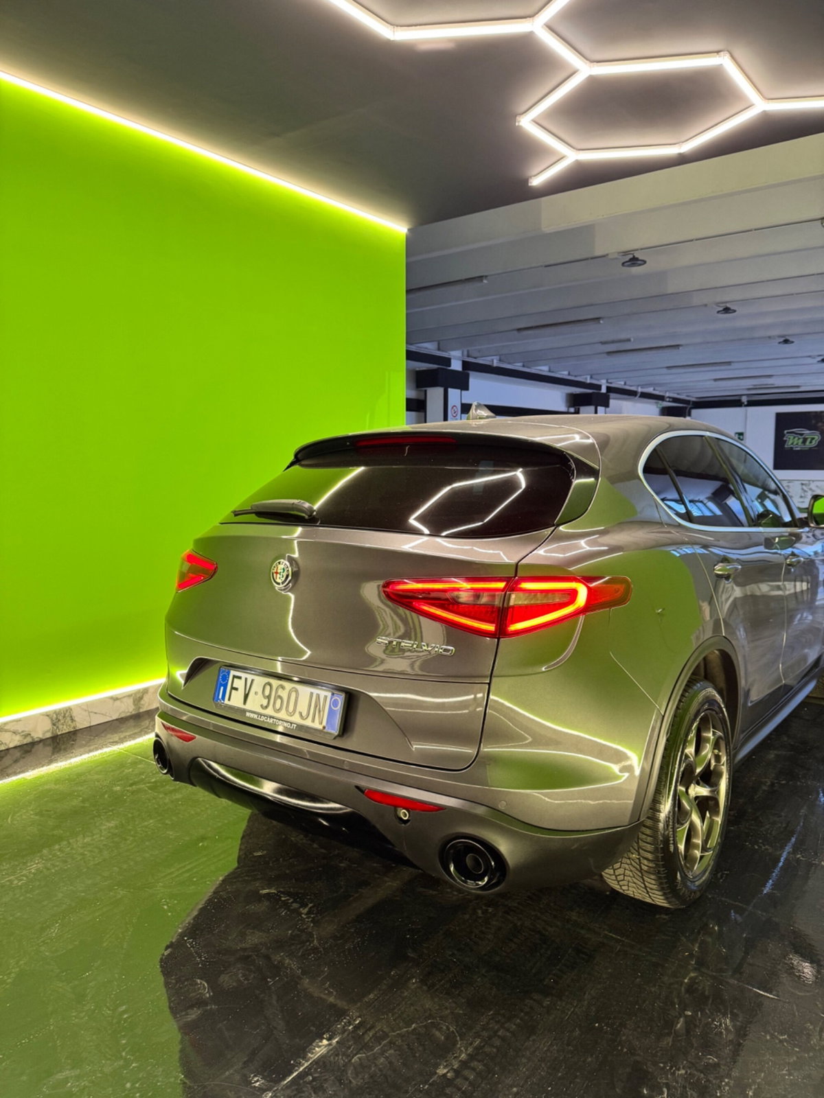 Alfa Romeo Stelvio Stelvio 2.2 Turbodiesel 180 CV AT8 RWD Executive (7)